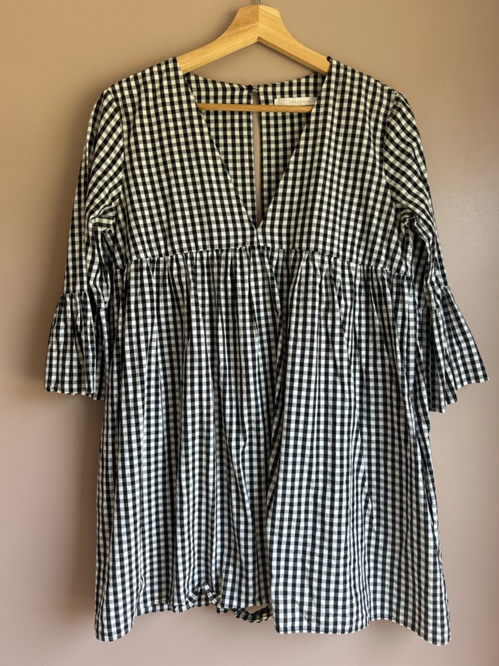 Zara Black and White Gingham Romper V-Neck Size M